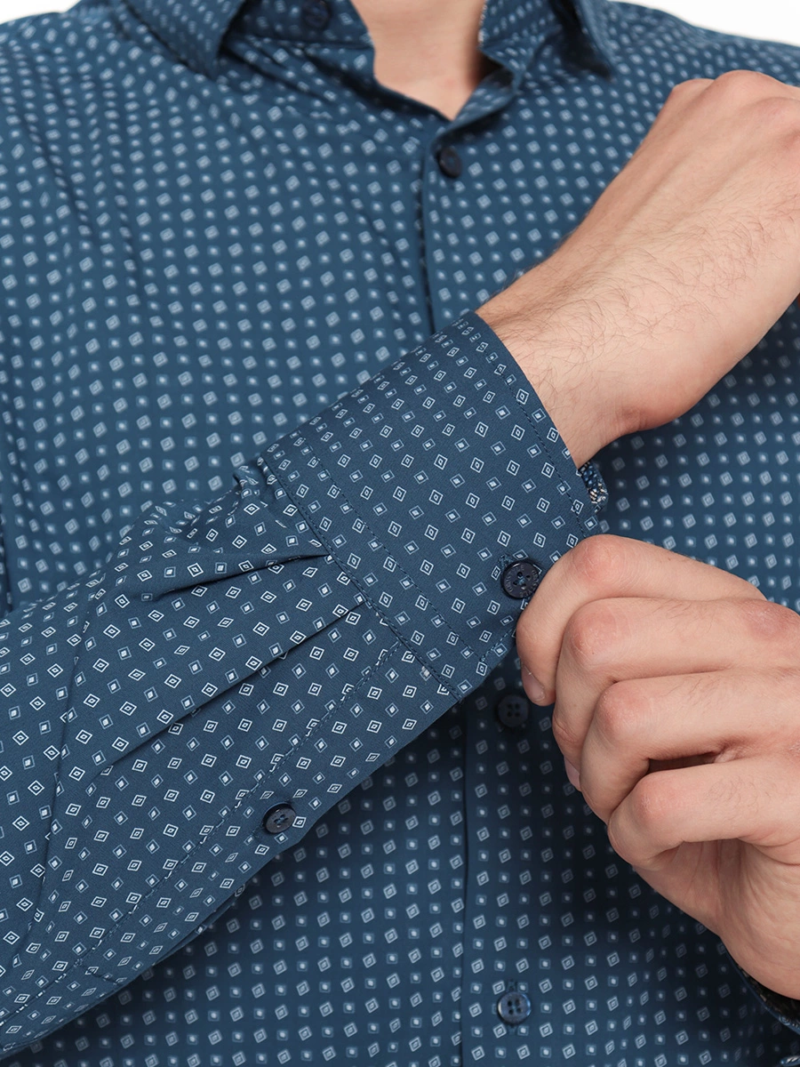 Синяя рубашка с белым узором Slim fit